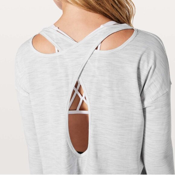 NWT Lululemon Back Into It Long Sleeve in Space Dye Ice Grey Alpine White, Sz 4 - Picture 2 of 8